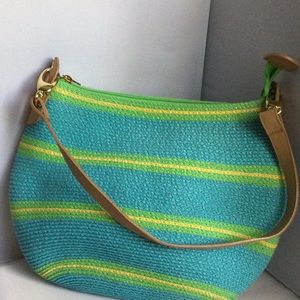 Very cute colorful bag, perfect for summer!